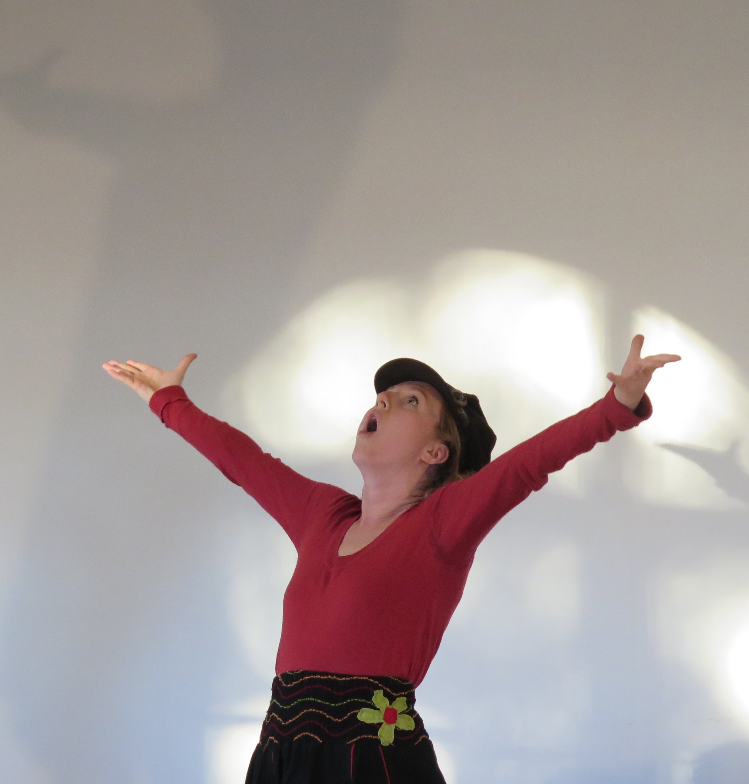 Tipi dans Trois Fois Rien - Compagnie TADAM!